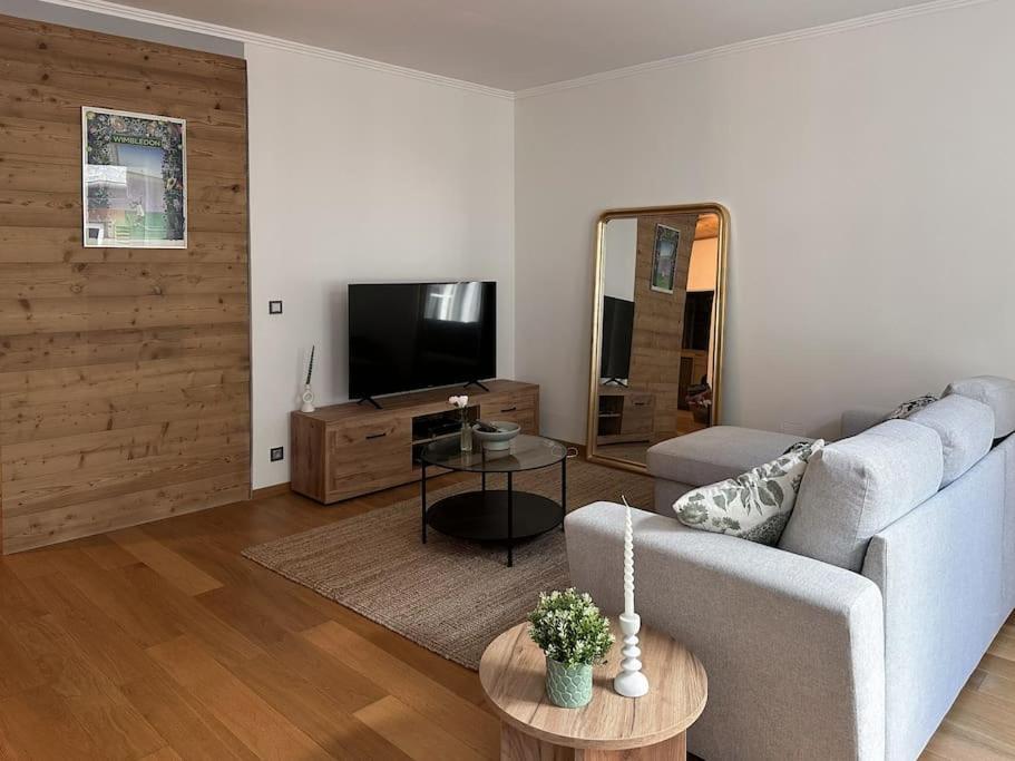 סברן Hypercentre 80M2, A Deux Pas Du Chateau Des Rohan מראה חיצוני תמונה